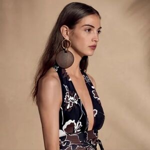 Michael Kors Collection Acetate Runway Earrings in Gold 1240